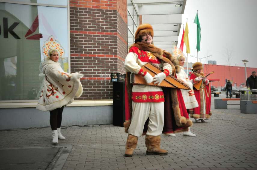 организация уонцерта в торговом центре мега