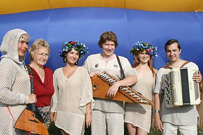 фото с артистами народного ансамбля